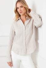 Load image into Gallery viewer, Karen Kane Linen Roll-Tab Shirt