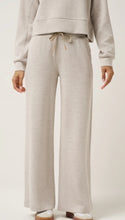 Load image into Gallery viewer, Travis Mathew Skyloft Soft Wide Leg Pant