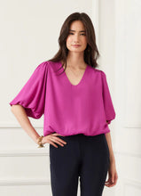 Load image into Gallery viewer, Karen Kane Puff Sleeve Top