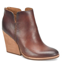 Load image into Gallery viewer, Kork-Ease Chandra II