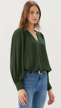 Load image into Gallery viewer, Karen Kane Puff Sleeve Top