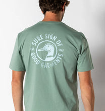 Load image into Gallery viewer, Duck Head Sure Sign Short Sleeve Tee