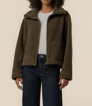 Load image into Gallery viewer, KUT Dena Faux Shearling Jkt