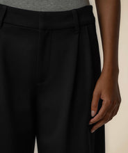 Load image into Gallery viewer, KUT Cheryl Ponte HR Wide Leg