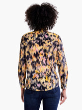 Load image into Gallery viewer, Nic+Zoe Dreamy Refined Ruffle Top