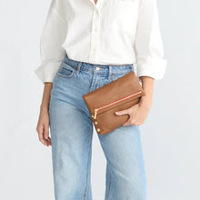 Load image into Gallery viewer, Hammitt VIP Med