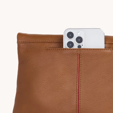 Load image into Gallery viewer, Hammitt VIP Med