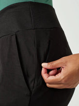 Load image into Gallery viewer, 7 Diamonds Core Performance Pant