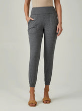 Load image into Gallery viewer, 7 Diamonds Core Performance Pant