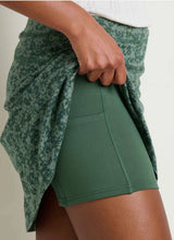 Load image into Gallery viewer, Toad &amp; Co Seleena Skort
