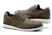 Load image into Gallery viewer, Martin Dingman Countryaire Nubuck Wingtip
