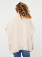Load image into Gallery viewer, Esqualo Fringe Poncho
