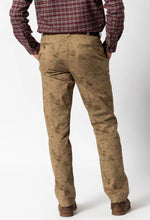 Load image into Gallery viewer, Duck Head Classic Fit Printed Pants
