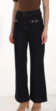 Load image into Gallery viewer, Frank Lyman Woven Denim Pants
