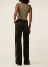 Load image into Gallery viewer, KUT Jean High Rise Wide Leg Corduroy Pant
