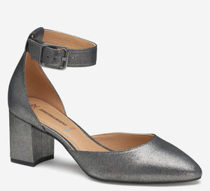 Johnston & Murphy Vicki Ankle Strap