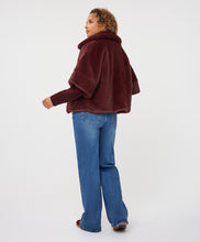 Load image into Gallery viewer, Esqualo Faux Fur Poncho Coat
