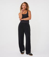 Load image into Gallery viewer, Esqualo Pleated Modal Trousers
