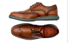 Load image into Gallery viewer, Martin Dingman Countryaire Wingtip
