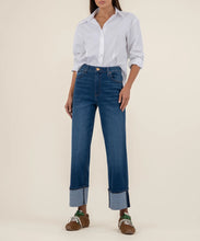 Load image into Gallery viewer, KUT Sienna HR Straight Leg
