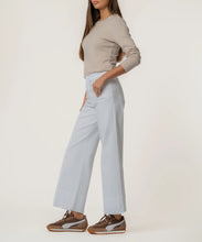 Load image into Gallery viewer, KUT Meg High-Rise Front Pin Tuck Pants
