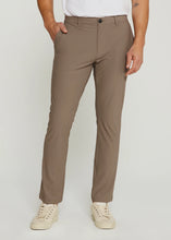 Load image into Gallery viewer, 7D Zuma Chino Pant
