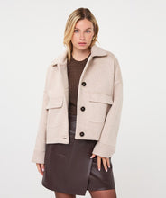 Load image into Gallery viewer, Esqualo Short Coat
