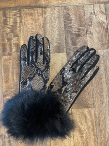 Mitchie’s Shiny Python Gloves with Fox Fur
