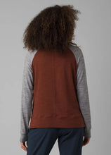 Load image into Gallery viewer, Prana Sol Protect Top
