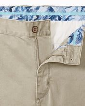 Load image into Gallery viewer, Tommy Bahama Boracay 8” Chino Short
