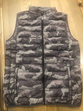 Load image into Gallery viewer, FxFusion Down Puffer Packable Vest
