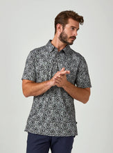 Load image into Gallery viewer, 7 Diamonds Palmer Polo
