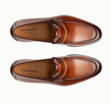 Load image into Gallery viewer, Magnanni Daniel Loafer
