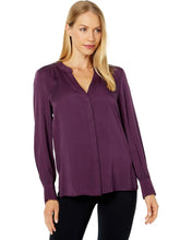 Load image into Gallery viewer, Tommy Bahama Laguna Bay L/S Top
