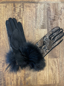 Mitchie’s Shiny Python Gloves with Fox Fur